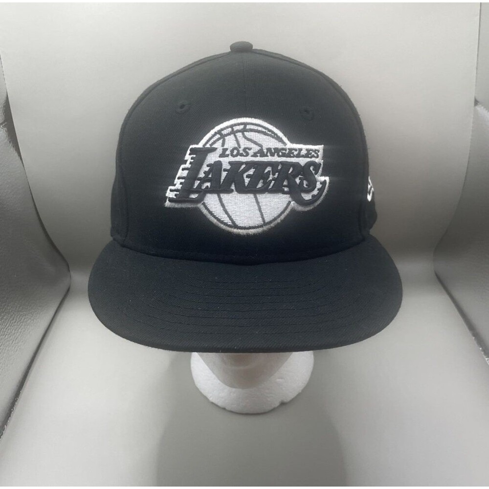 Los Angeles Lakers Fitted Hat 7 1/4 Black White New Era 59FIFTY NBA EUC
